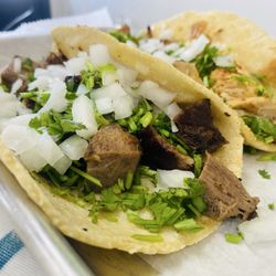 Laurita's Chicken - Lengua and chicken tacos