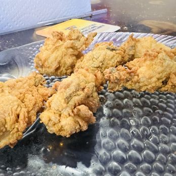 Half Shell Lounge - Fried oysters - Dive Bars Near Me - Fort Myers, Florida Half Shell Lounge - Fried oysters - Dive Bars Near Me - Fort Myers, Florida