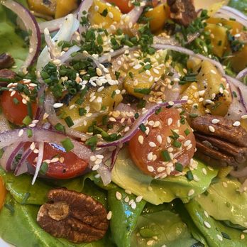 Yardbird - Butter Lettuce & Grilled Mango Salad - Southern Near Me - Dallas, Texas Yardbird - Butter Lettuce & Grilled Mango Salad - Southern Near Me - Dallas, Texas