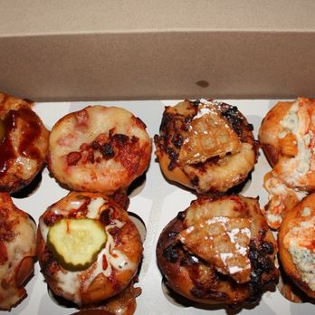Boston Pizza Cupcakes - Pizza Near Me - Dedham, Massachusetts Boston Pizza Cupcakes - Pizza Near Me - Dedham, Massachusetts