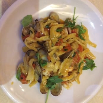 Il Cuore di Napoli - Fresh pasta with seafood - Pizza Near Me - Rome, RM Il Cuore di Napoli - Fresh pasta with seafood - Pizza Near Me - Rome, RM