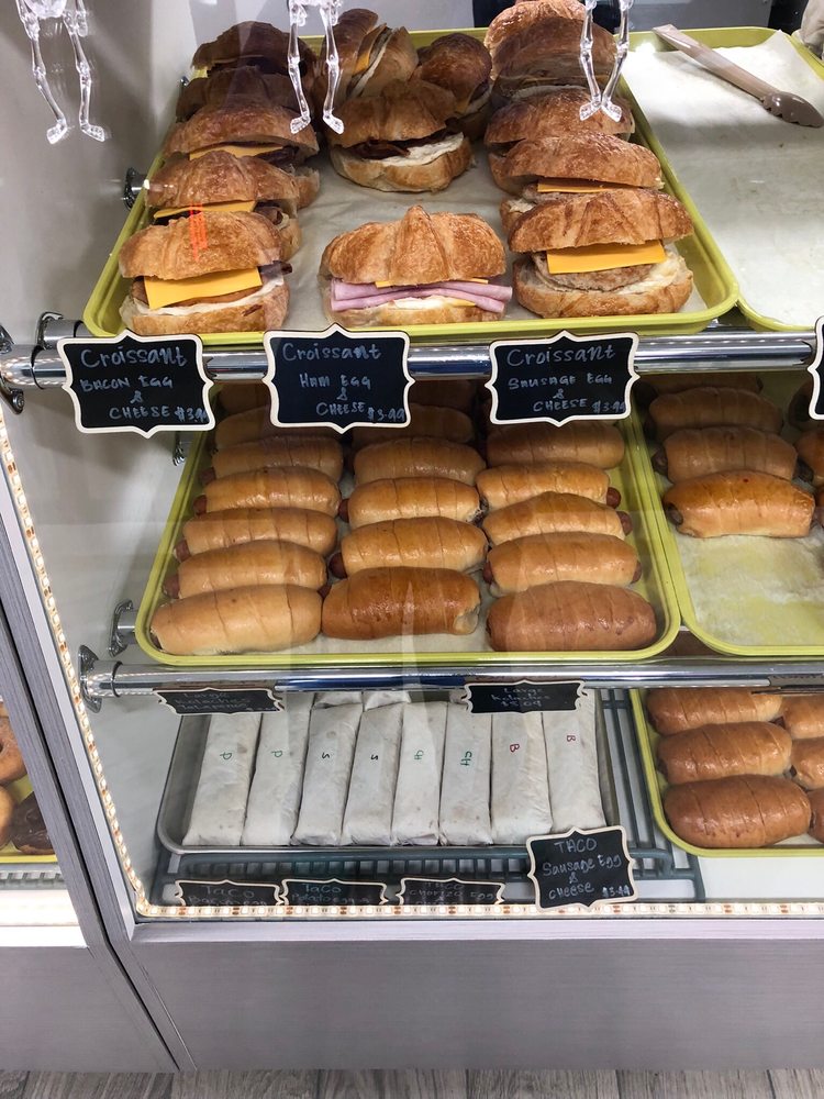 JULIA’S DONUTS AND COFFEE Updated October 2024 19 Photos 115