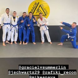 Gracie Jiu-Jitsu - Las Vegas - Having fun at the end of class