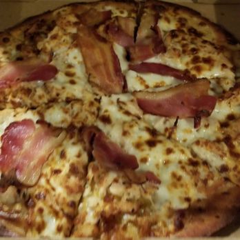 Minsky's Pizza - chicken and bacon Alfredo on sweet potato crust - Pizza Near Me - Independence, Missouri