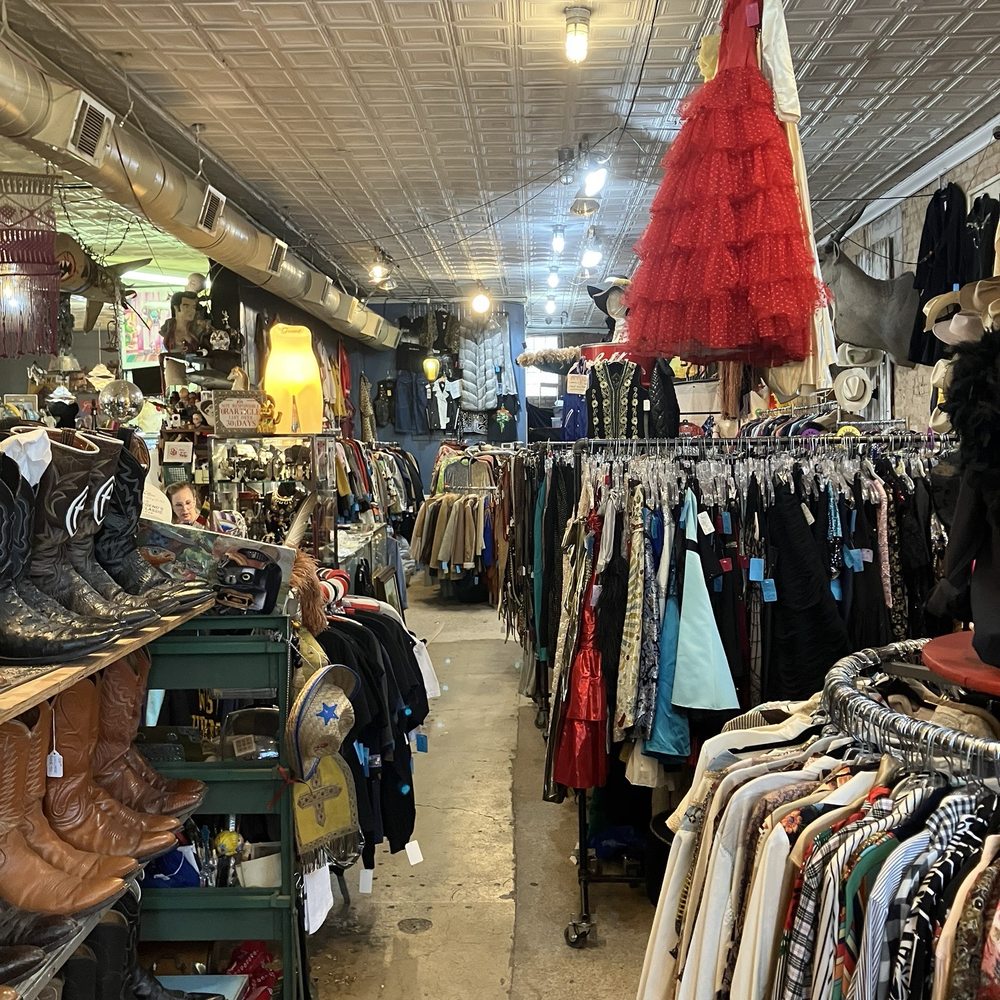 Dolly Python - Used, Vintage & Consignment Near Me - Dallas, Texas
