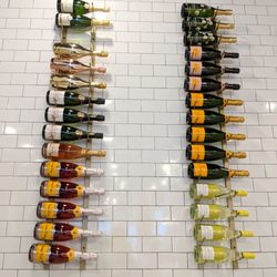 Cupcakes & Bubbles - Champagne wall!