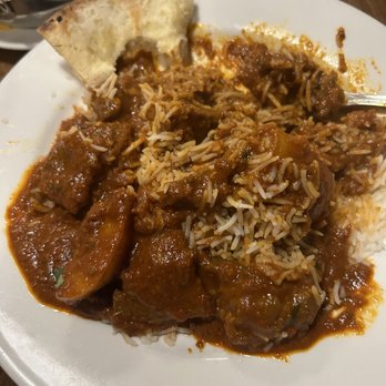 Tandoor and Tap - I got the Lamb Vindaloo which I upgraded from a 3 to a 5 on spice. It was tasty, but not very hot for my palette. - Indian Near Me - Statesboro, Georgia Tandoor and Tap - I got the Lamb Vindaloo which I upgraded from a 3 to a 5 on spice. It was tasty, but not very hot for my palette. - Indian Near Me - Statesboro, Georgia