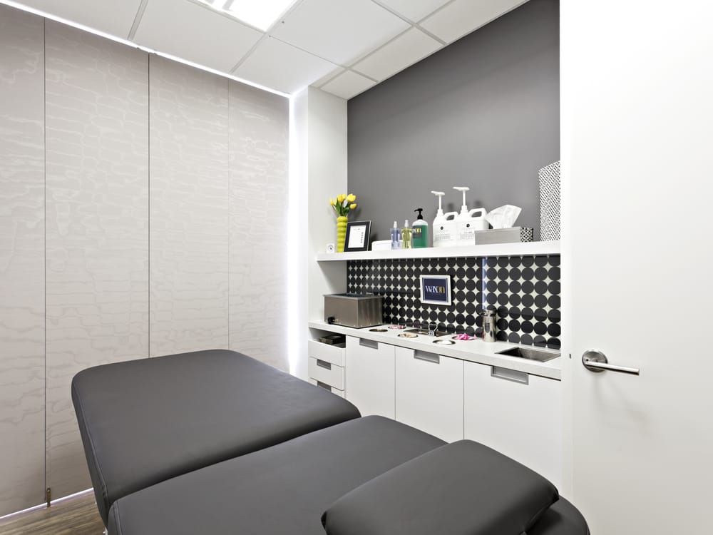 WAXON Laser + Waxbar - Burlington Appleby & Dundas Logo