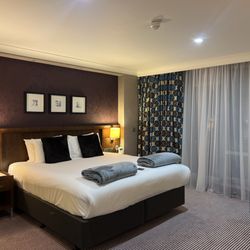 Crowne Plaza London - Gatwick Airport - Club Room