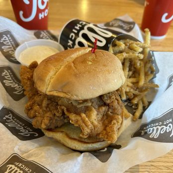 Joella's Hot Chicken - Indianapolis - Southern Near Me - Indianapolis, Indiana