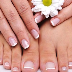 Hats Off Salon - Manicures & Pedicures