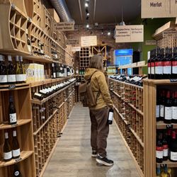 Inman Square Wine & Spirits