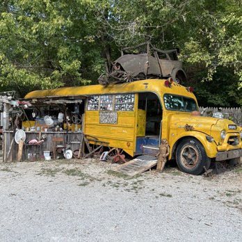 Hillbilly Hot Dogs - Exterior/things to look at - Burgers Near Me - Lesage, West Virginia