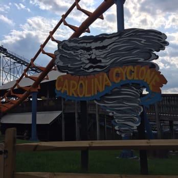 Carowinds - Amusement Parks Near Me - Charlotte, North Carolina