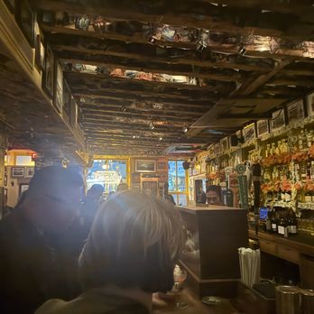 The Dead Rabbit - Cocktail Bars Near Me - New York, New York