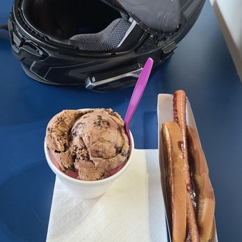 Lickity Splitz - Foot long hotdog and a double scoop while out on a ride. - Ice Cream & Frozen Yogurt Near Me - Winchendon, Massachusetts