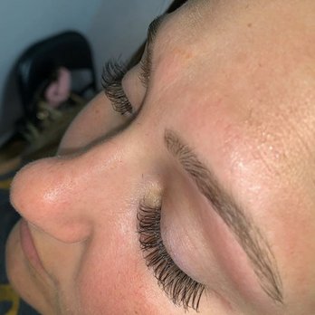 Headz Up - Eyelash extensions - Waxing Near Me - Indianapolis, Indiana Headz Up - Eyelash extensions - Waxing Near Me - Indianapolis, Indiana