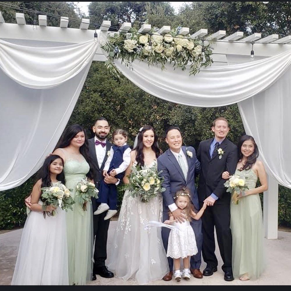 La Petite Fleur - Family photo at Pergola - Florists Near Me - Glendora, California La Petite Fleur - Family photo at Pergola - Florists Near Me - Glendora, California