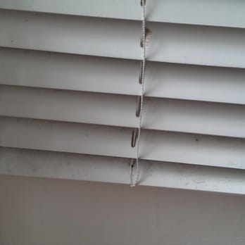 Cleaning Carpet London Ltd - Just 1 of the 4 filthy blinds AFTER cleaners had left - Carpet Cleaning Near Me - London, XGL