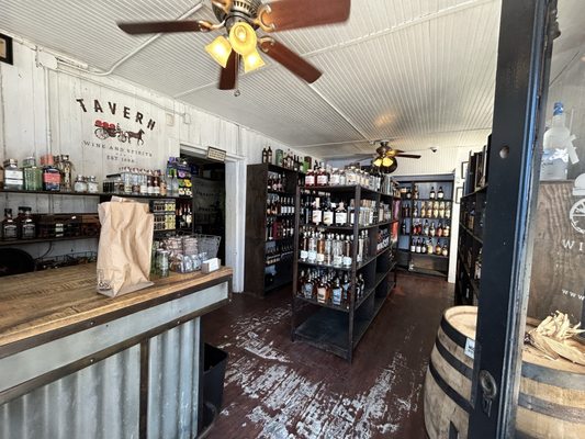 The Tavern at Rainbow Row by null