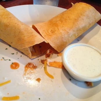 Cheddar's Scratch Kitchen - Buffalo chicken wraps - American Near Me - Cookeville, Tennessee Cheddar's Scratch Kitchen - Buffalo chicken wraps - American Near Me - Cookeville, Tennessee