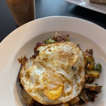 Craig's Cafe - Breakfast & Brunch Near Me - Quincy, Massachusetts