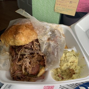 Dave's BBQ - Meatquake sandwich with potato salad - Barbeque Near Me - Virginia Beach, Virginia
