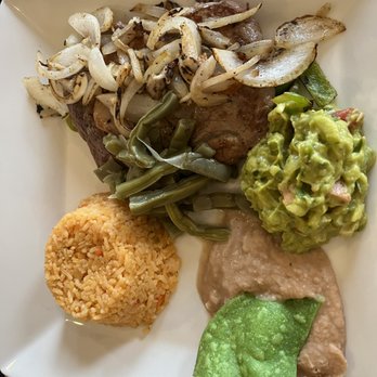 EI Catrin - a plate of mexican food - Mexican Near Me - Terrebonne, Quebec EI Catrin - a plate of mexican food - Mexican Near Me - Terrebonne, Quebec