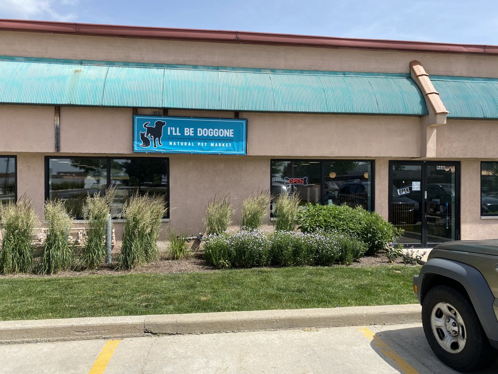 I’LL BE DOGGONE Updated August 2024 10 Reviews 9616 Willow Ln