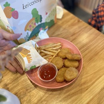 NEP Cafe - Irvine - Kids Meal Box-chicken nugget - Breakfast & Brunch Near Me - Irvine, California