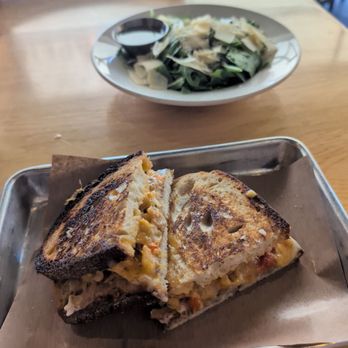 Dallas Grilled Cheese - Pimento grilled cheese - American Near Me - Dallas, Texas Dallas Grilled Cheese - Pimento grilled cheese - American Near Me - Dallas, Texas