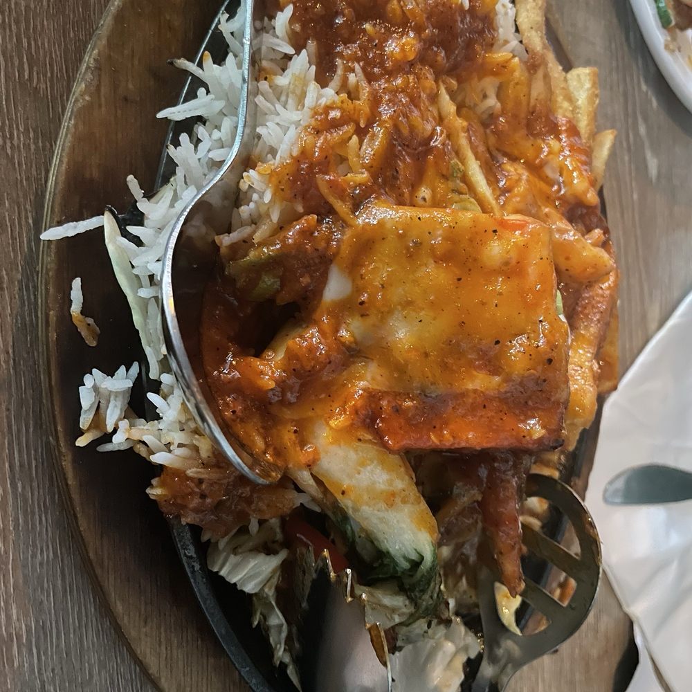 Showshaa - The Modern Taproom - Showshaa Special sizzler - Indian Near Me - Surrey, British Columbia