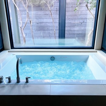 Bardessono Hotel and Spa - Jacuzzi Tub. Love. - Hotels Near Me - Yountville, California Bardessono Hotel and Spa - Jacuzzi Tub. Love. - Hotels Near Me - Yountville, California