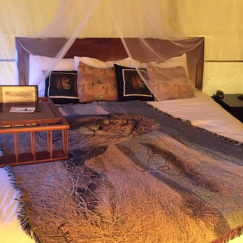Vision Quest Ranch - The bed inside - Bed & Breakfast Near Me - Salinas, California