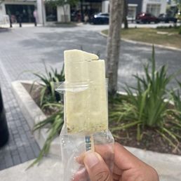 Pistachio coconut Pistachio coconut