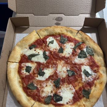 Bar Italia - Margherita Pizza - Italian Near Me - Winter Park, Florida