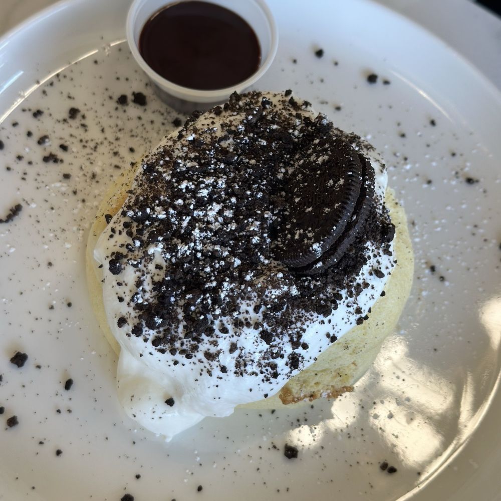 Fluffy Fluffy - Oreal fluffy pancake - Coffee & Tea Near Me - Davis, California