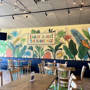 Latin Fresh - Cute environment - Latin American Near Me - Norcross, Georgia