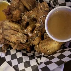 The Rose & Crown Pub - Wings