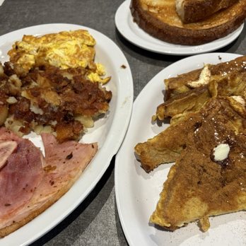 East Los Tacos - French toast platter with ham - Mexican Near Me - Los Angeles, California East Los Tacos - French toast platter with ham - Mexican Near Me - Los Angeles, California