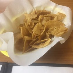 Machete Mexican Food And Craft Store - Chips and Salsa