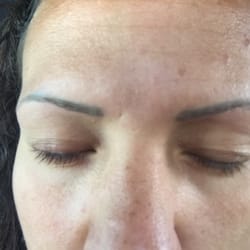 Best Eyebrow Threading by Michelle