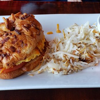 Blue Crab Seafood House - Seafood Near Me - Victoria, British Columbia