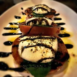 Tomato Caprese Salad