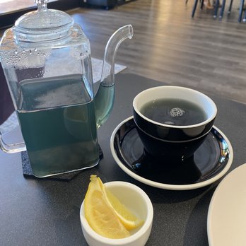 Drink Me! Tea Room - This tea changes color when you it lemon in it! - Tea Rooms Near Me - Tempe, Arizona Drink Me! Tea Room - This tea changes color when you it lemon in it! - Tea Rooms Near Me - Tempe, Arizona