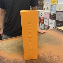 Hunt Valley Wine, Liquor & Beer - I needed to show my state ID with the purchase