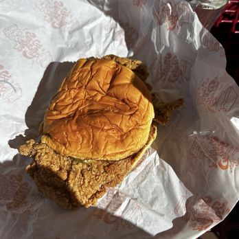 Stuffed Belly - Szechuan chicken sandwich - Sandwiches Near Me - Houston, Texas Stuffed Belly - Szechuan chicken sandwich - Sandwiches Near Me - Houston, Texas