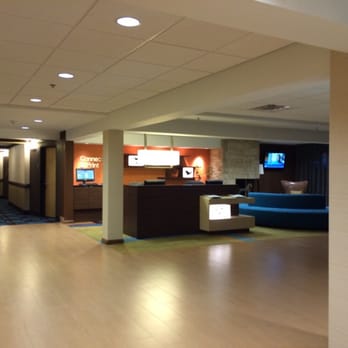 Fairfield by Marriott Inn & Suites Gainesville - Lobby - Hotels Near Me - Gainesville, Georgia Fairfield by Marriott Inn & Suites Gainesville - Lobby - Hotels Near Me - Gainesville, Georgia