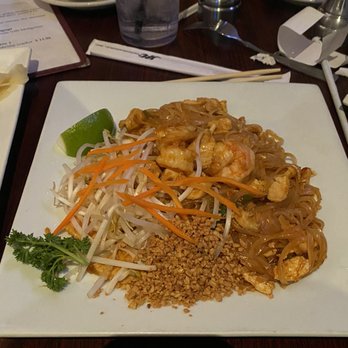 Shiki - Pad Thai Dinner #bhamfoodguy - Asian Fusion Near Me - Homewood, Alabama Shiki - Pad Thai Dinner #bhamfoodguy - Asian Fusion Near Me - Homewood, Alabama