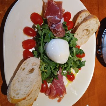 Angelina's Pizzeria - a plate of food - Pizza Near Me - Salinas, California